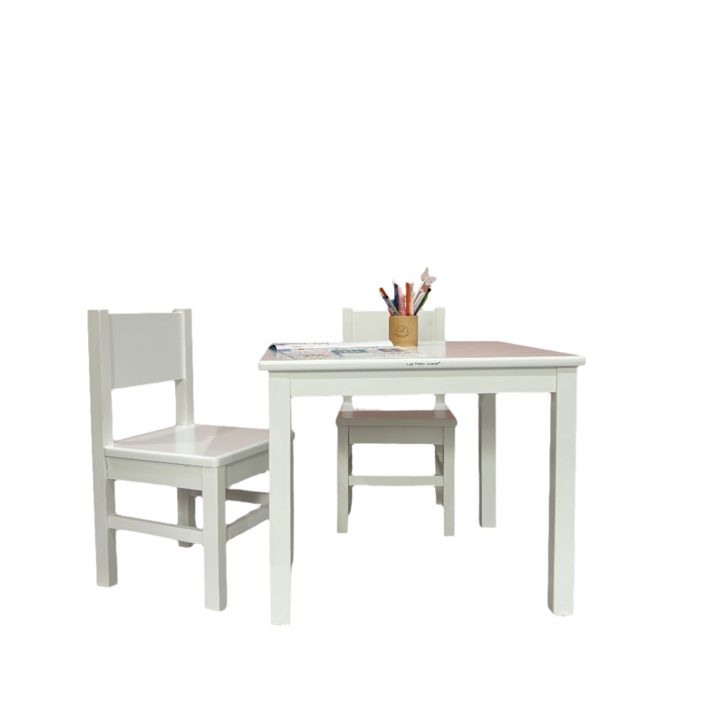 Grown-Up Set : My Everyday table and chairs